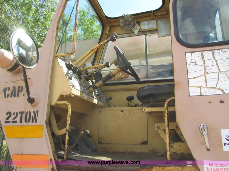 image for item K4150 Grove RT522 crane