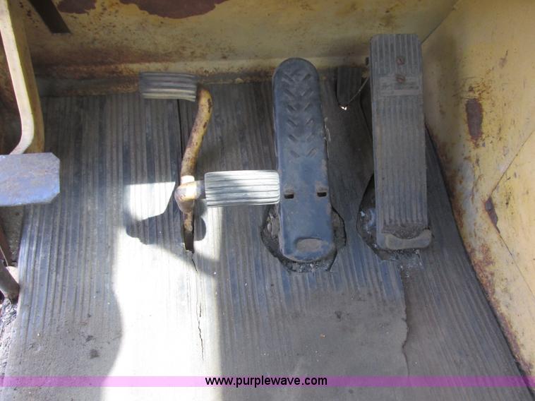 image for item K4150 Grove RT522 crane