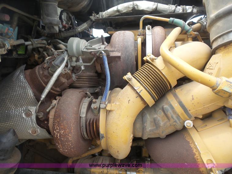 image for item K4743 2009 Kenworth T800 semi truck