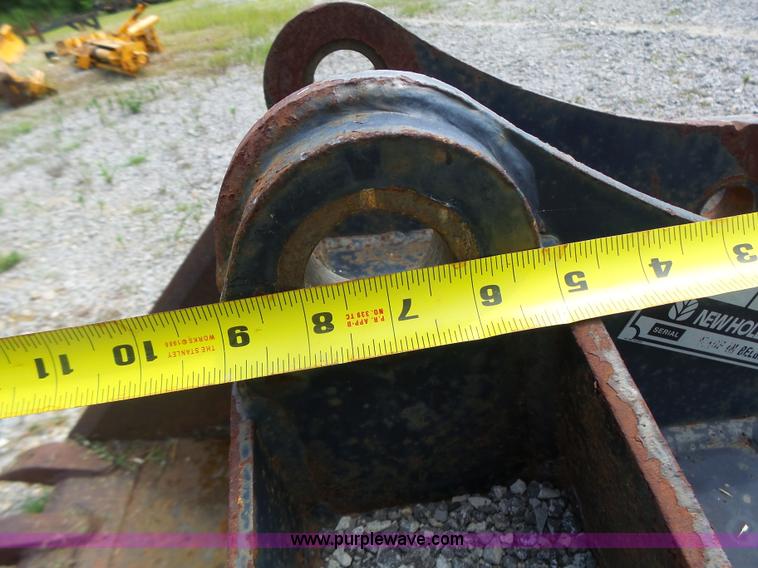 image for item K5733 New Holland backhoe bucket