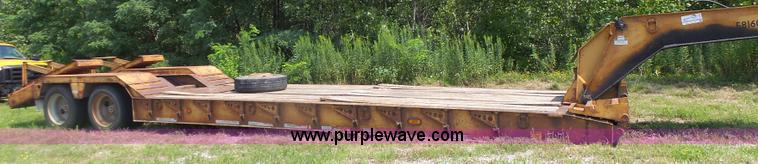 image for item K5736 1996 Talbert TDW755HRG1-T1 lowboy equipment trailer
