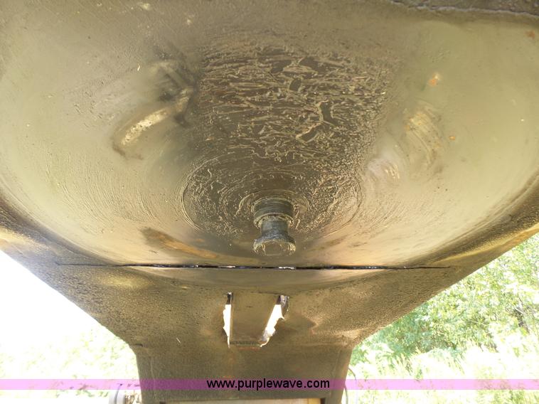 image for item K5736 1996 Talbert TDW755HRG1-T1 lowboy equipment trailer