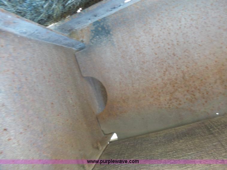 image for item K5736 1996 Talbert TDW755HRG1-T1 lowboy equipment trailer