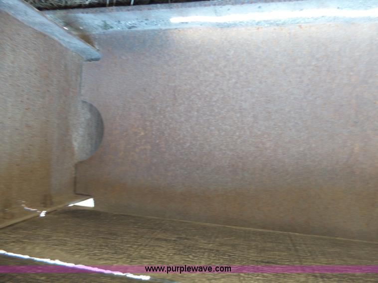 image for item K5736 1996 Talbert TDW755HRG1-T1 lowboy equipment trailer