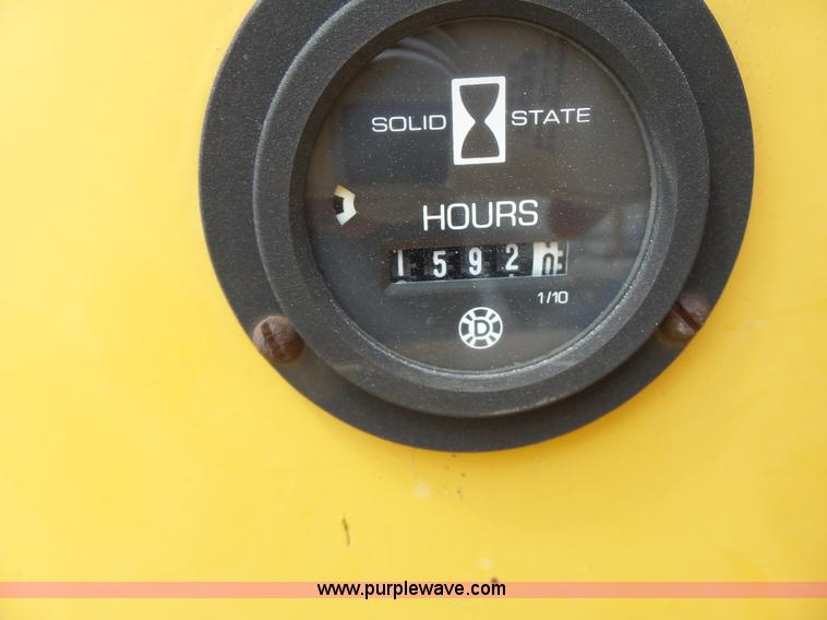 image for item K5737 Vermeer 1250 wood chipper