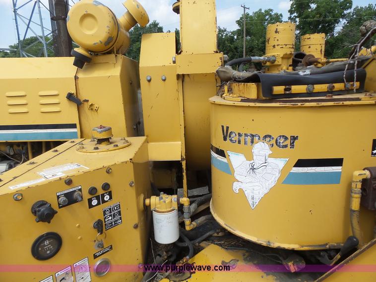 image for item K5737 Vermeer 1250 wood chipper