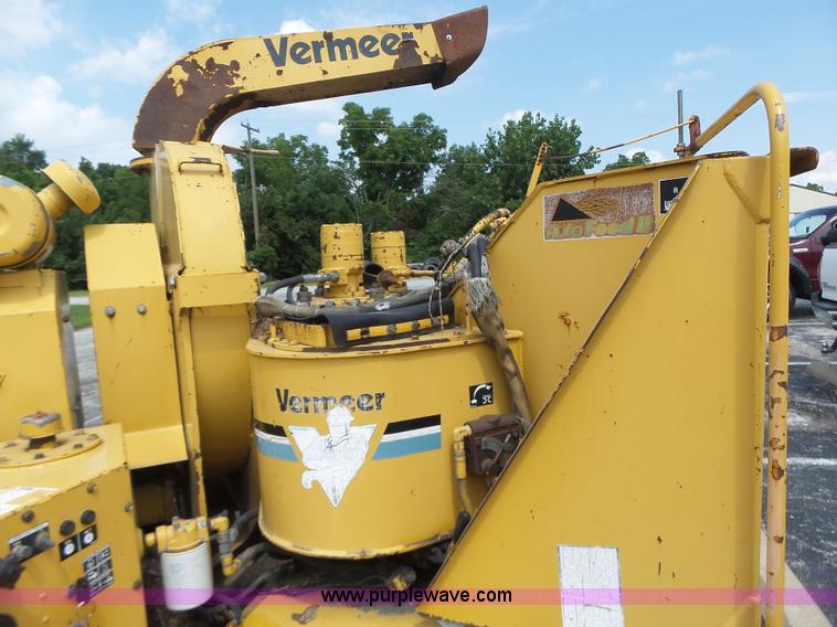 image for item K5737 Vermeer 1250 wood chipper