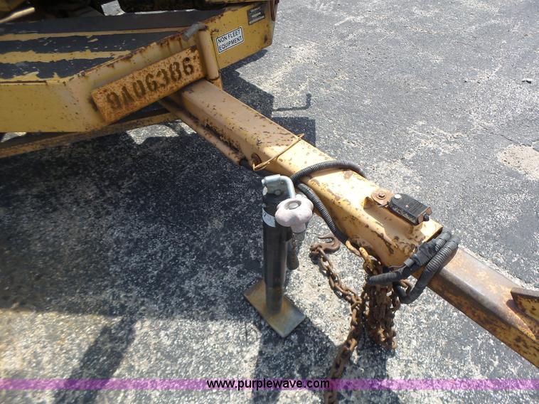 image for item K5737 Vermeer 1250 wood chipper