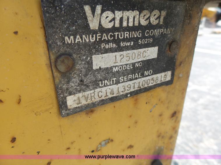 image for item K5737 Vermeer 1250 wood chipper