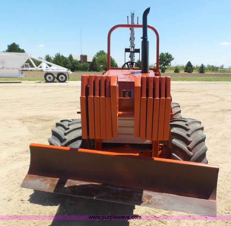 image for item K8437 1996 Ditch Witch 7610 trencher