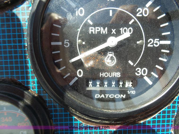 image for item K8437 1996 Ditch Witch 7610 trencher