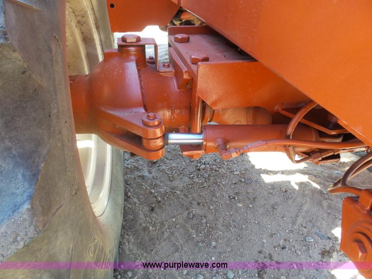 image for item K8437 1996 Ditch Witch 7610 trencher