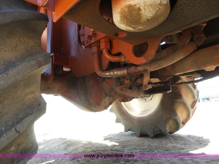 image for item K8437 1996 Ditch Witch 7610 trencher