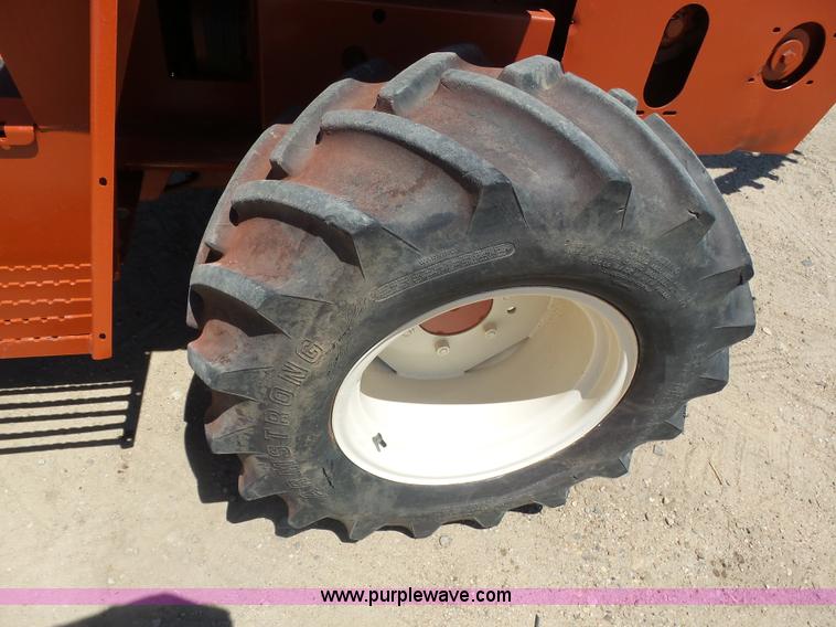 image for item K8437 1996 Ditch Witch 7610 trencher