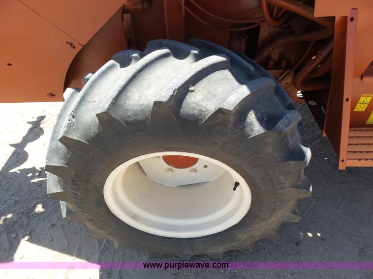 image for item K8437 1996 Ditch Witch 7610 trencher