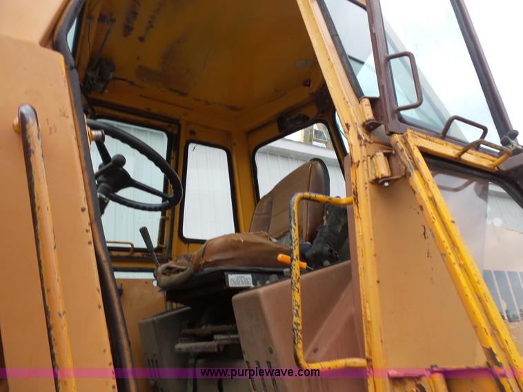 image for item L3506 1986 Case W20C wheel loader