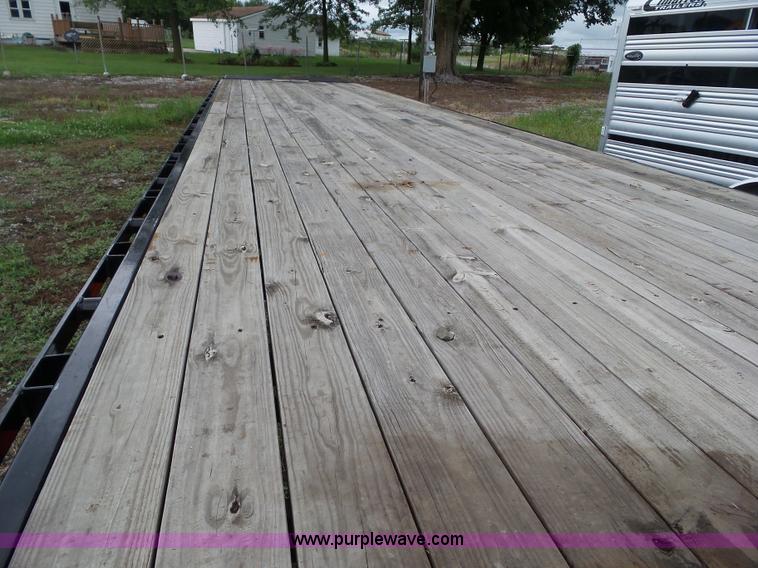 image for item L5521 2015 PJ FD402 equipment trailer