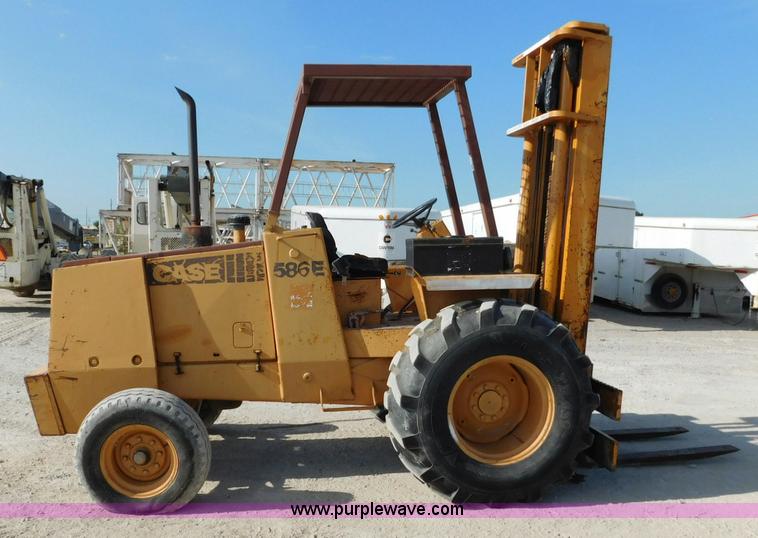 image for item L5896 1994 Case 586E forklift