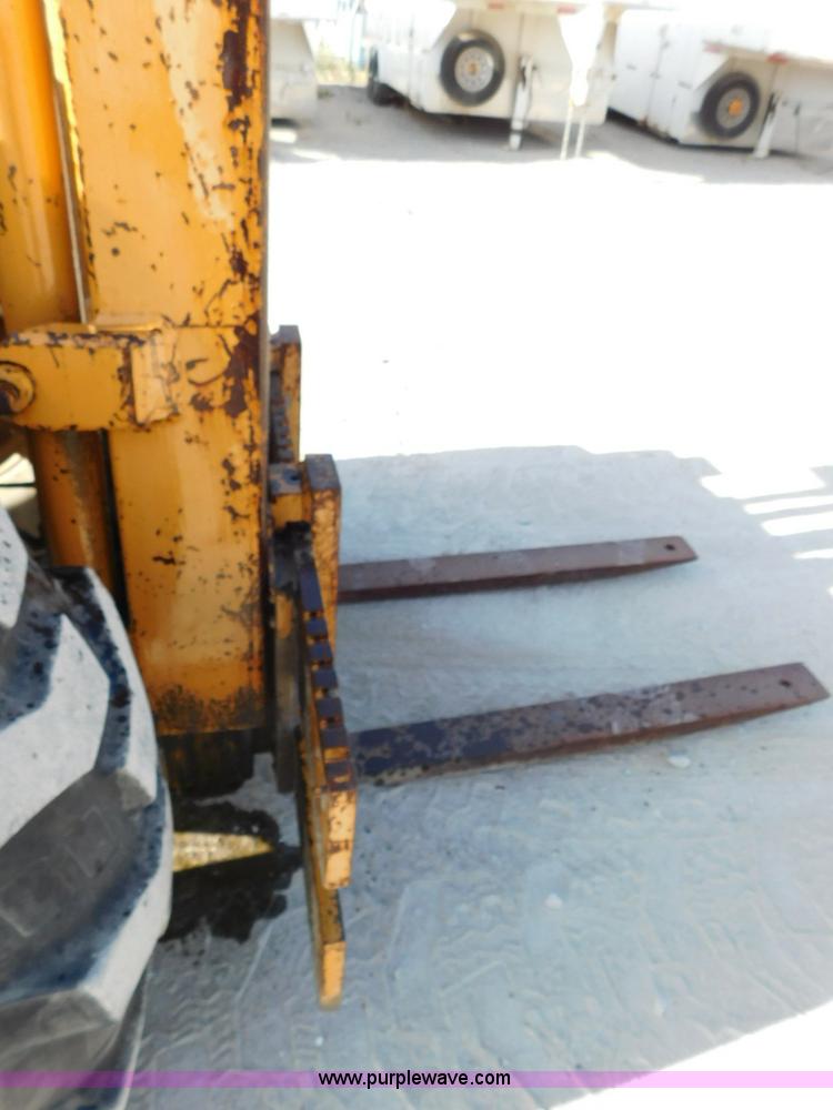 image for item L5896 1994 Case 586E forklift