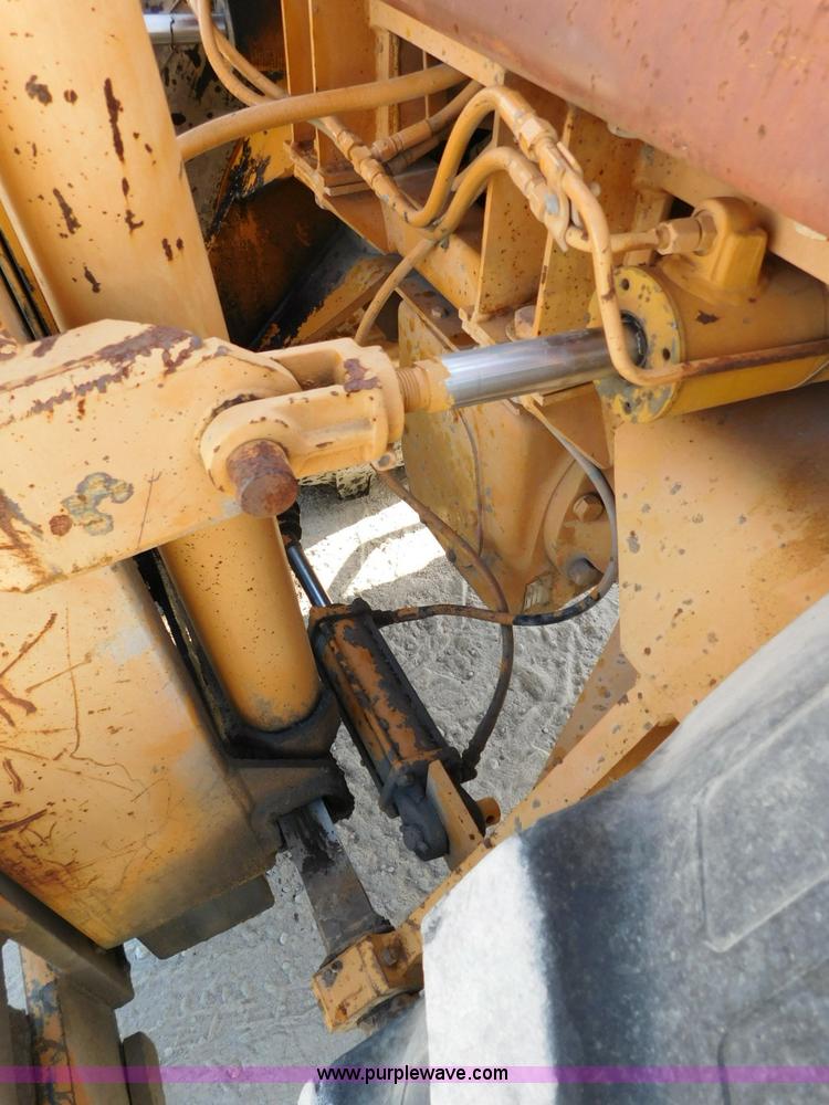 image for item L5896 1994 Case 586E forklift