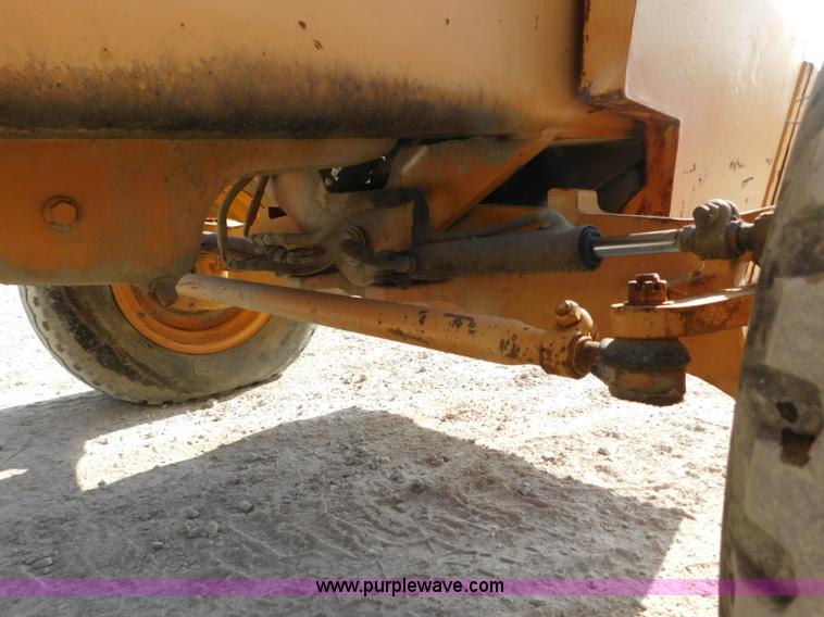 image for item L5896 1994 Case 586E forklift