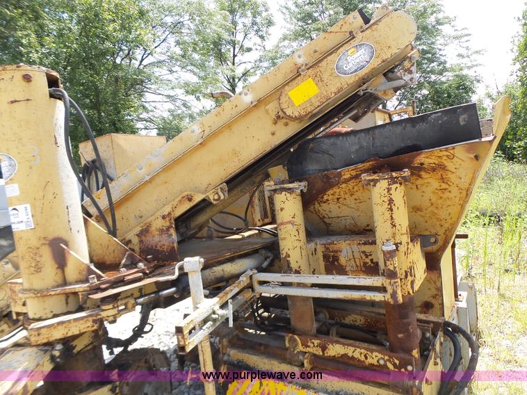 image for item L6248 1987 Power Curber 5700 curb machine