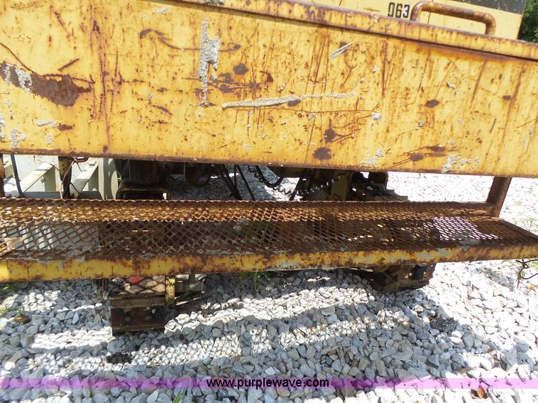 image for item L6248 1987 Power Curber 5700 curb machine