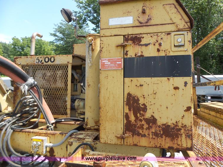 image for item L6248 1987 Power Curber 5700 curb machine