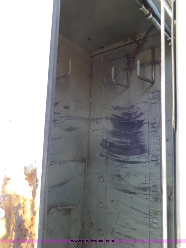 image for item L6885 2002 International 4700 bucket truck