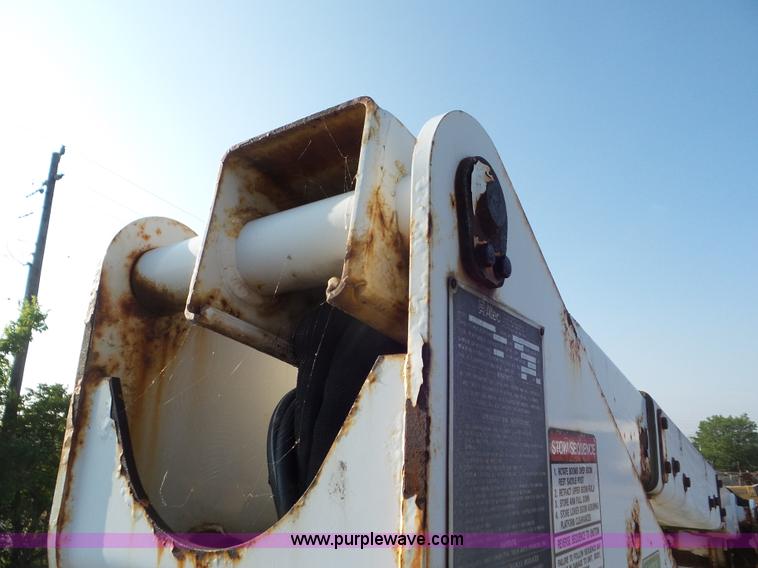 image for item L6885 2002 International 4700 bucket truck