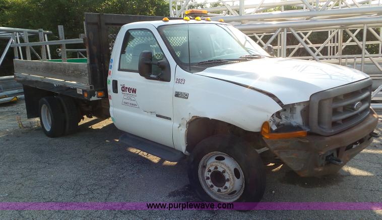 image for item L6887 2000 Ford F550 Super Duty flatbed truck