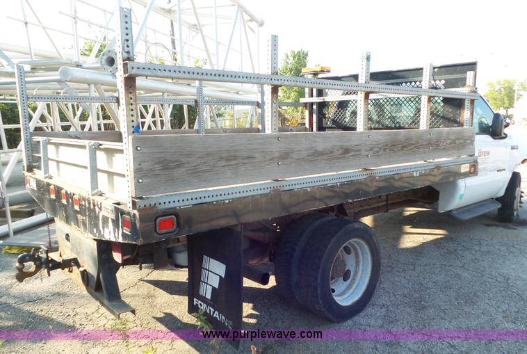 image for item L6887 2000 Ford F550 Super Duty flatbed truck
