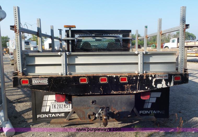 image for item L6887 2000 Ford F550 Super Duty flatbed truck