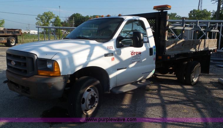 image for item L6887 2000 Ford F550 Super Duty flatbed truck