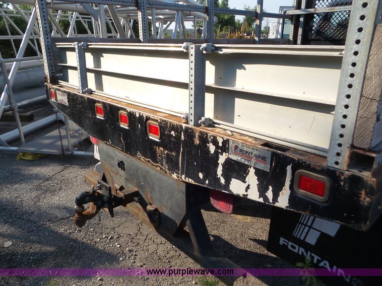 image for item L6887 2000 Ford F550 Super Duty flatbed truck