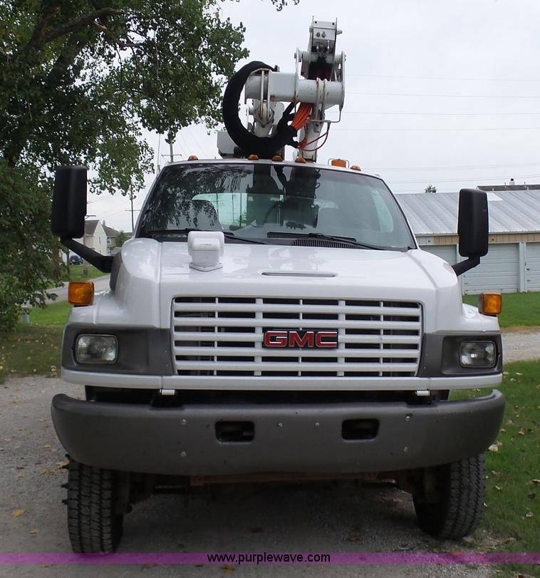 image for item L7092 2009 GMC C5500 bucket truck
