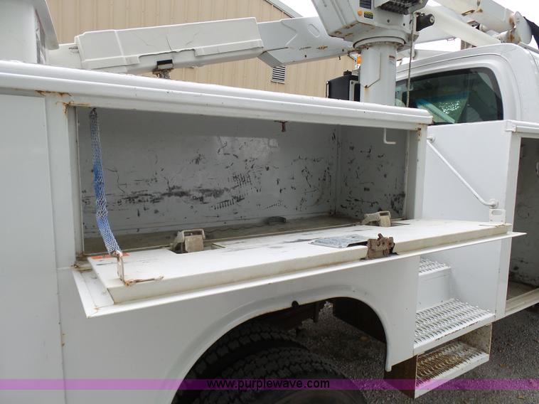 image for item L7092 2009 GMC C5500 bucket truck