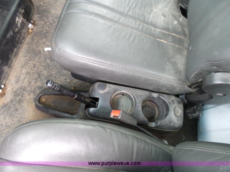 image for item L7092 2009 GMC C5500 bucket truck