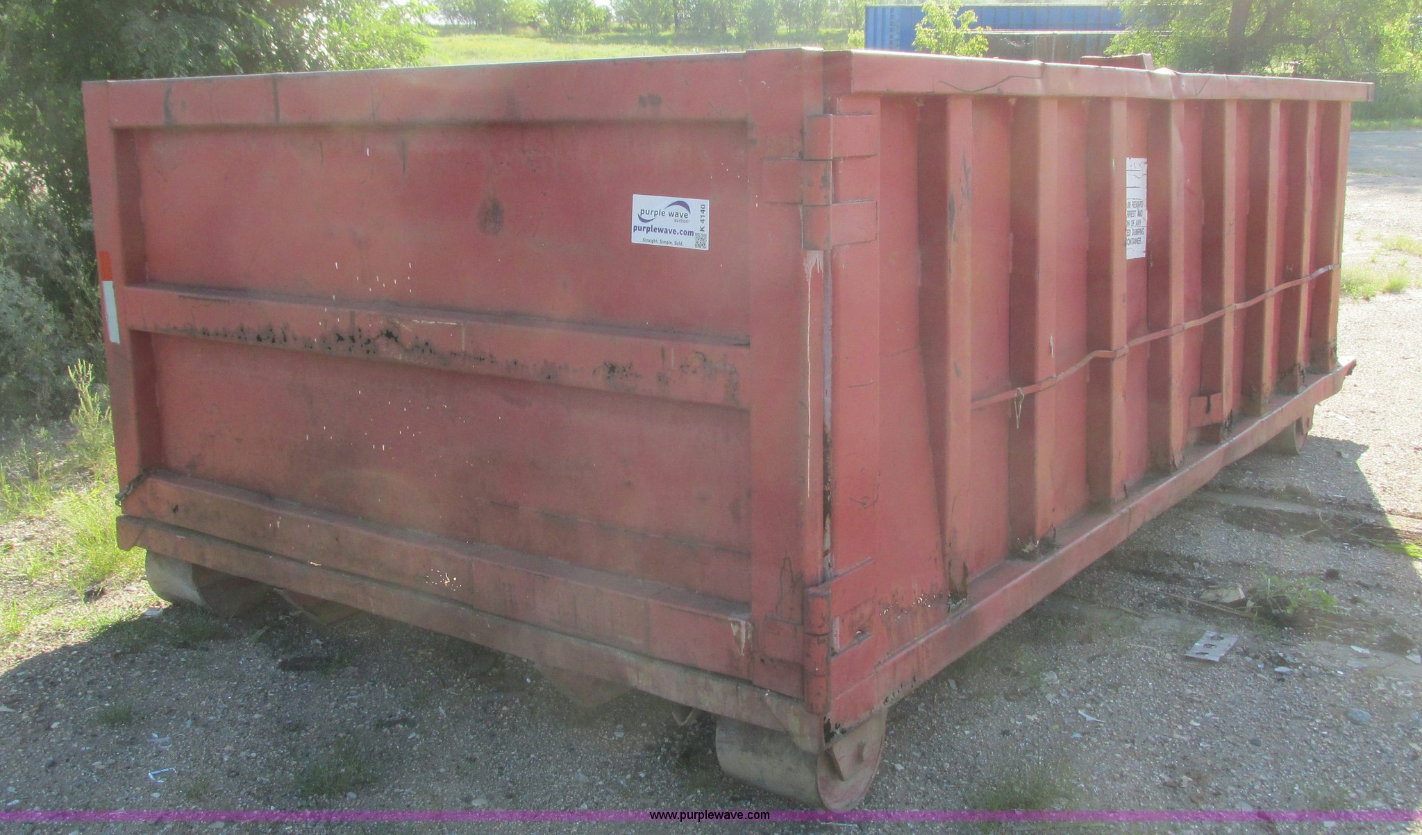 Roll off box in Fergus Falls, MN Item K4140 sold Purple Wave