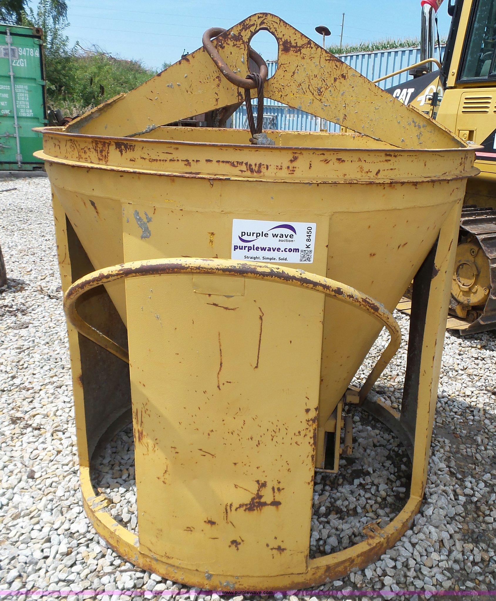 Garbro 433 concrete bucket in Red Oak, IA Item K8450 sold Purple Wave