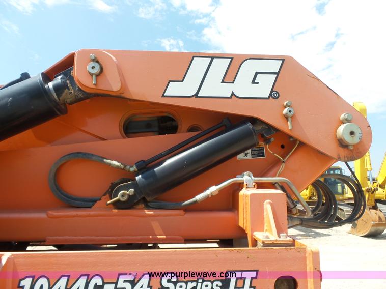 image for item K7000 2006 JLG Lull 1044C-54 Series II telehandler
