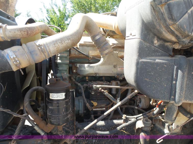 image for item K7007 1995 International 9200 tank truck