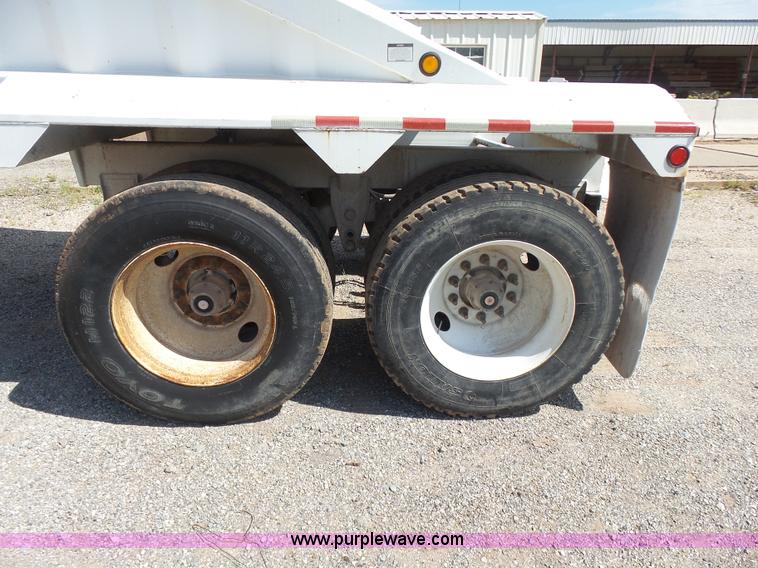 image for item K7008 2007 CPS bottom dump trailer