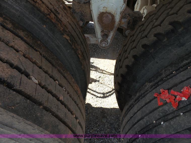 image for item K7008 2007 CPS bottom dump trailer