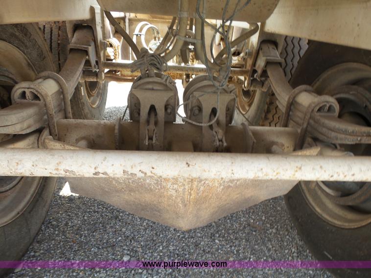 image for item K7008 2007 CPS bottom dump trailer