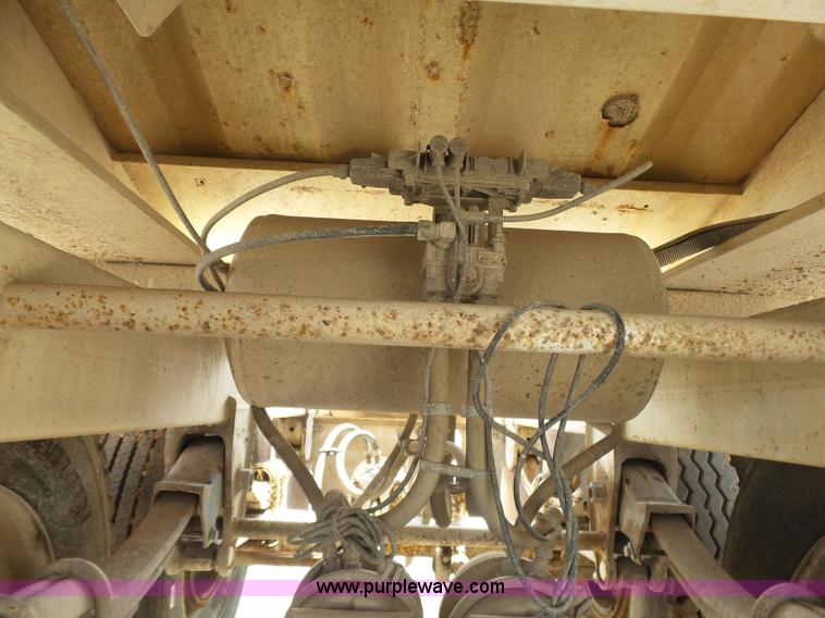 image for item K7008 2007 CPS bottom dump trailer