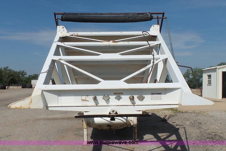 image for item K7009 2007 CPS SBD-240 bottom dump trailer