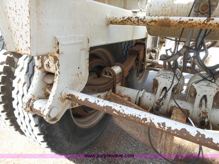 image for item K7009 2007 CPS SBD-240 bottom dump trailer