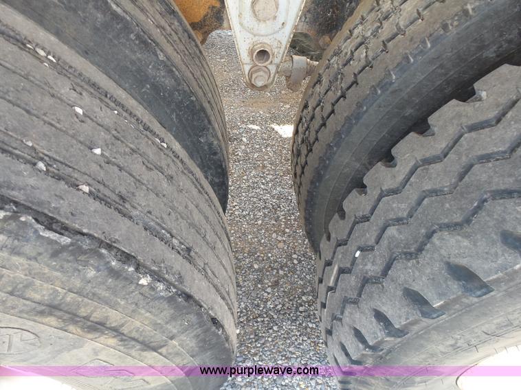 image for item K7009 2007 CPS SBD-240 bottom dump trailer