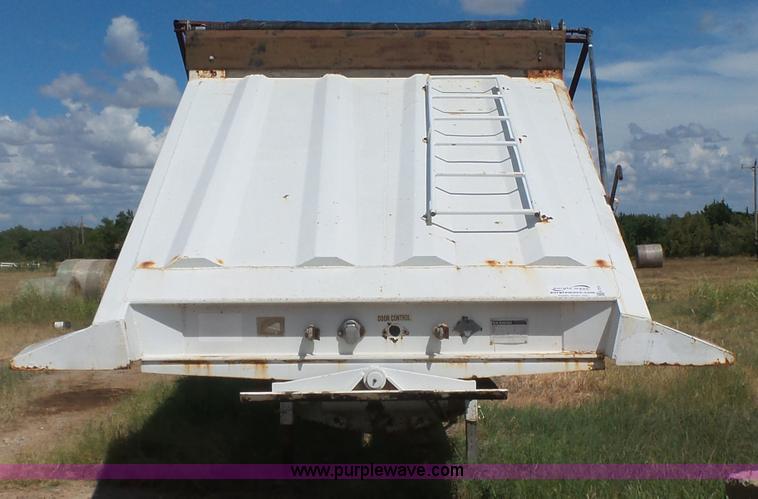 image for item K7013 2007 CPS SBD-240 bottom dump trailer